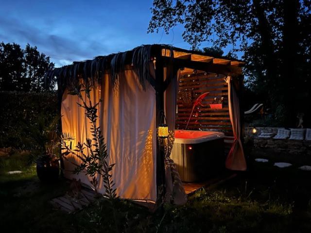 La Brindille Petit Mas Provencal Meuble De Tourisme 3 Etoiles 2-3 Personnes 1 Piece 30 M2 Tout Confort Lisiere Foret Jardin Jacuzzi Piscine Saint-Paul-en-Forêt Zewnętrze zdjęcie